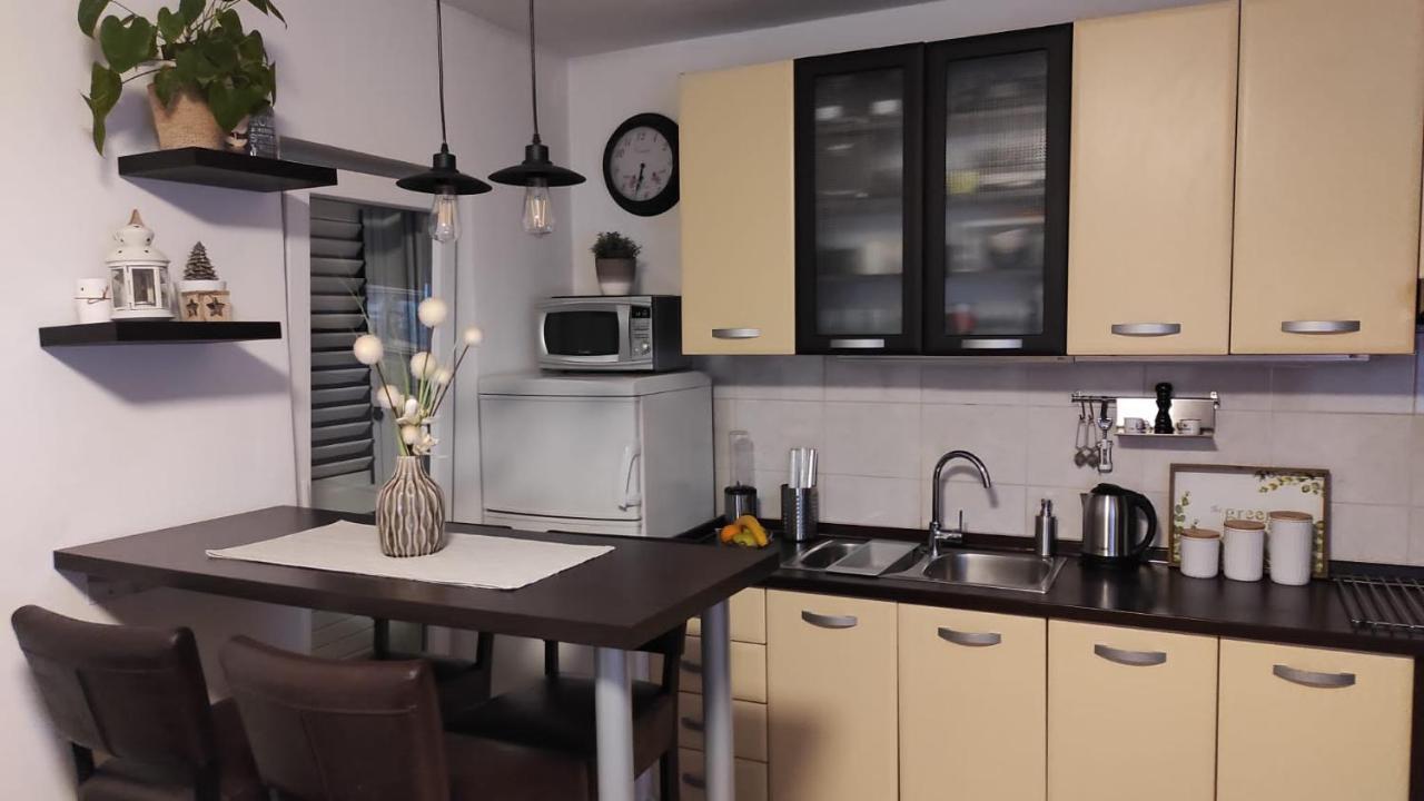 Apartman Hidden Gem ชิเบนิก ภายนอก รูปภาพ