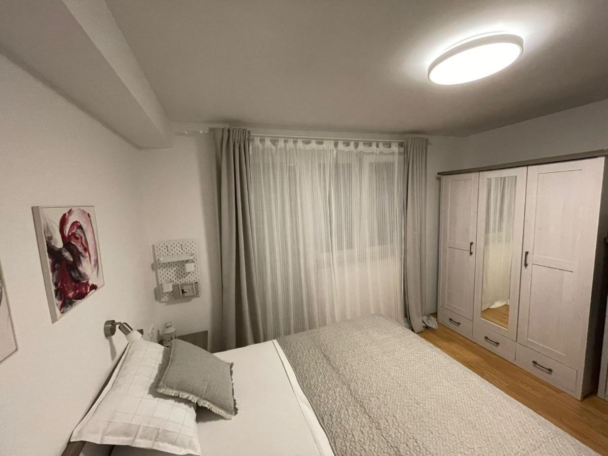 Apartman Hidden Gem ชิเบนิก ภายนอก รูปภาพ